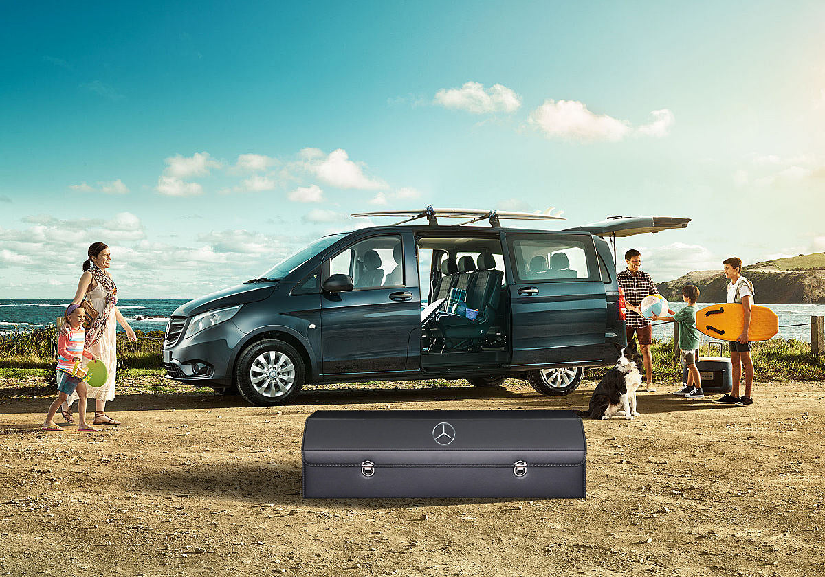 Кожено отделение за багажник на кола