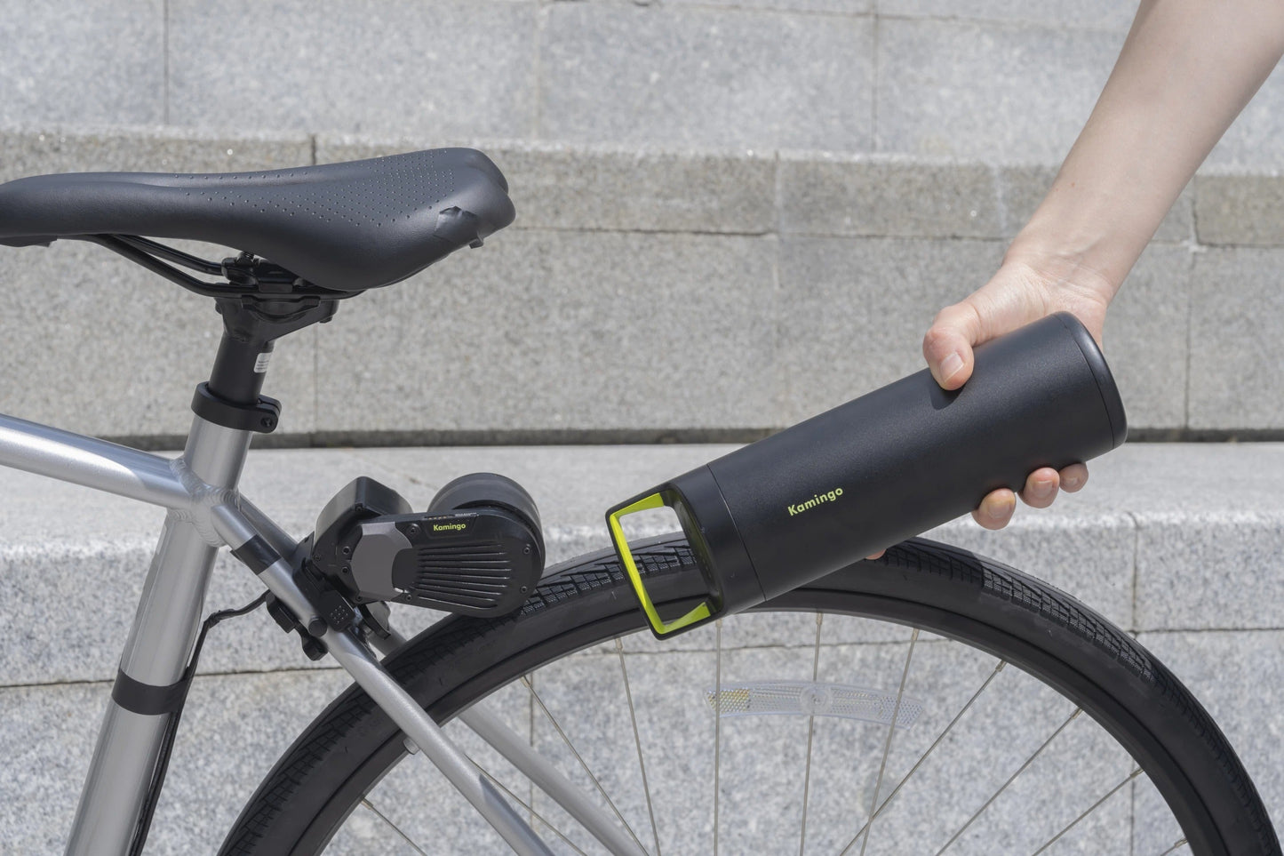 Kamingo: Zmień swój rower w rower elektryczny o mocy 750 W w 10 sekund
