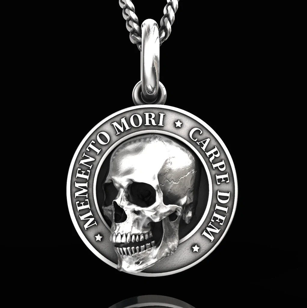 🔥 Obesek lobanja "Memento Mori"