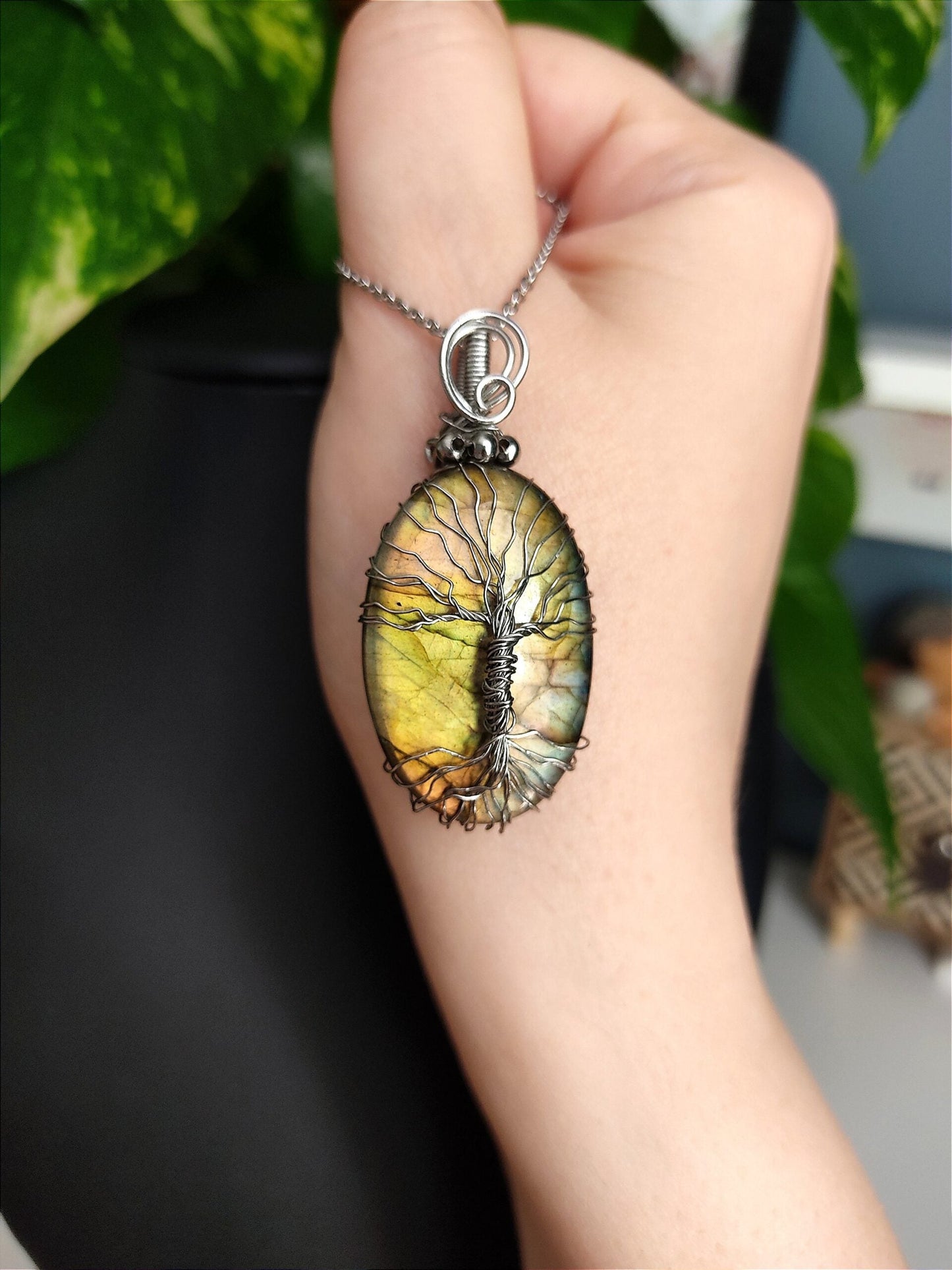 Колие Дърво на живота Лабрадорит