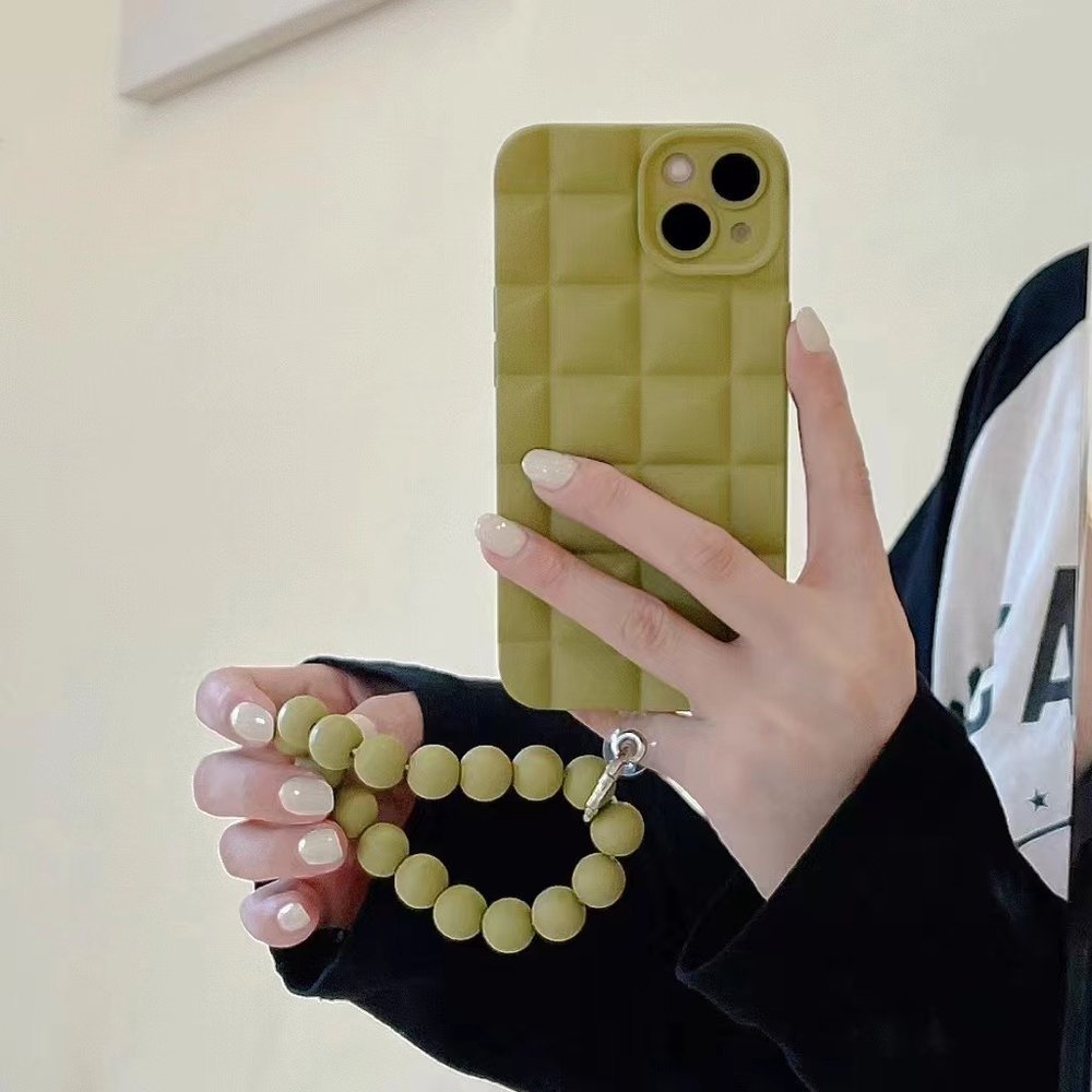 Матирана перлена гривна за iPhone