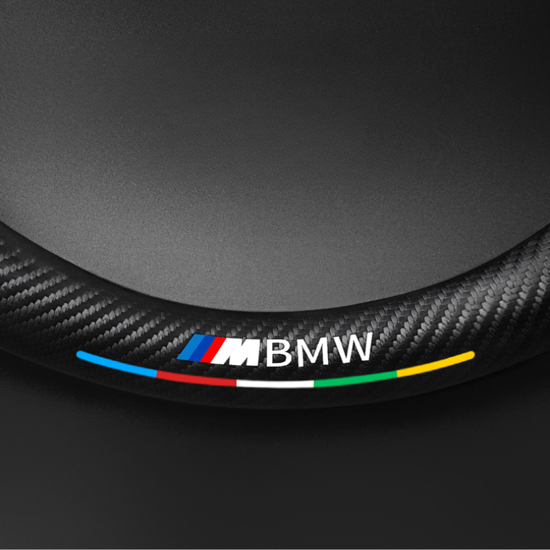 TrackVibe | Черен калъф за волан от карбонов велур – противоплъзгащ и устойчив на износване