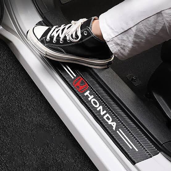 Протектор за прагове от въглеродни влакна (8 бр.)