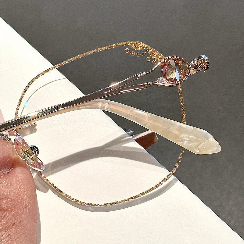 ДАМСКИ АНТИРЕФЛЕКТИВНИ ОЧИЛА С ДИАМАНТЕНИ РАВКИ, ПРЕДПАЗВАЩИ ОТ СИНЯ СВЕТЛИНА