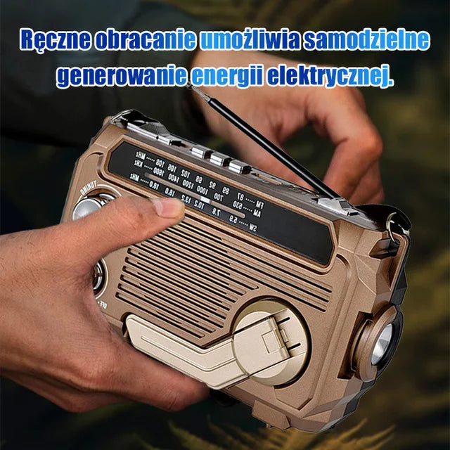 Ročni radio s funkcijo zasilnega polnjenja