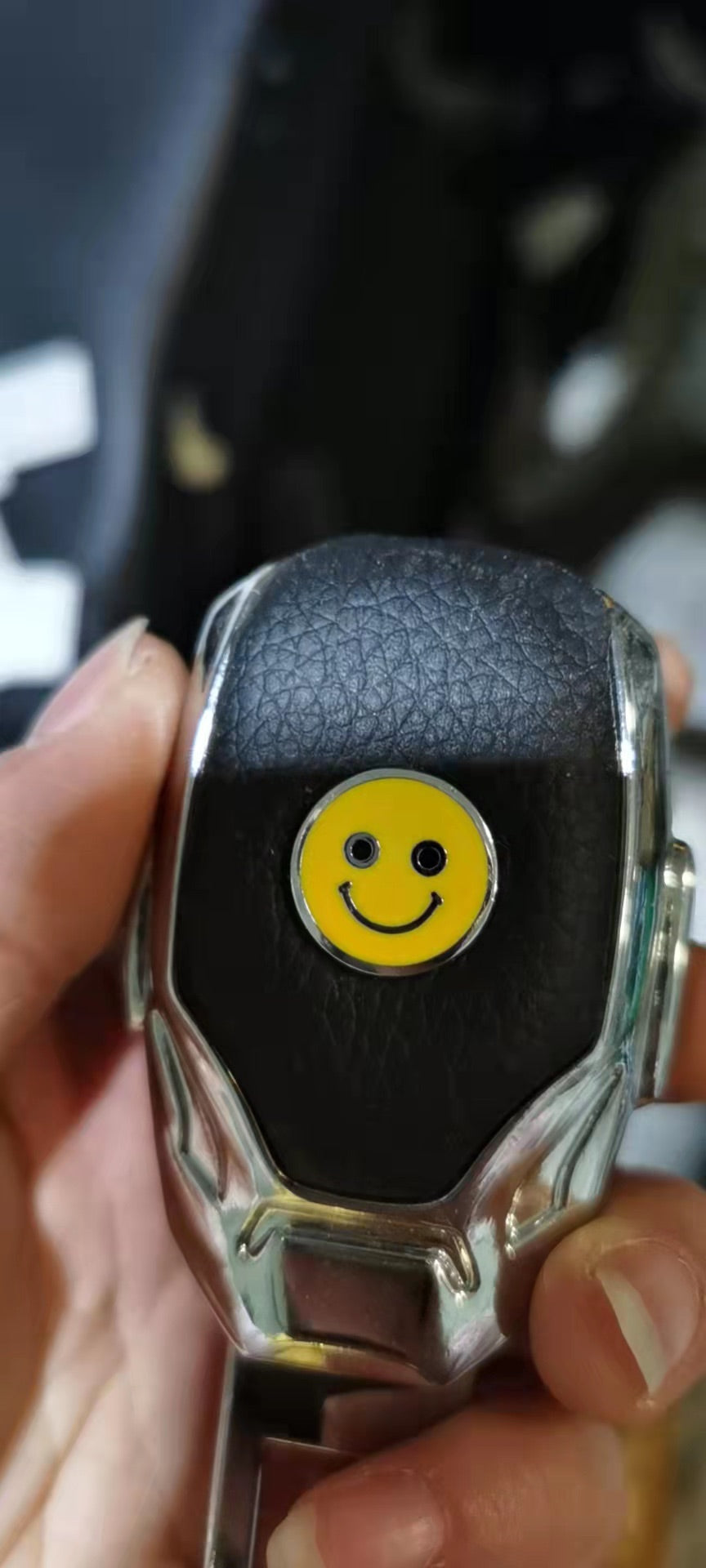 Купете 1 Вземете 1 безплатно 🎉Метална катарама за удължаване на предпазния колан