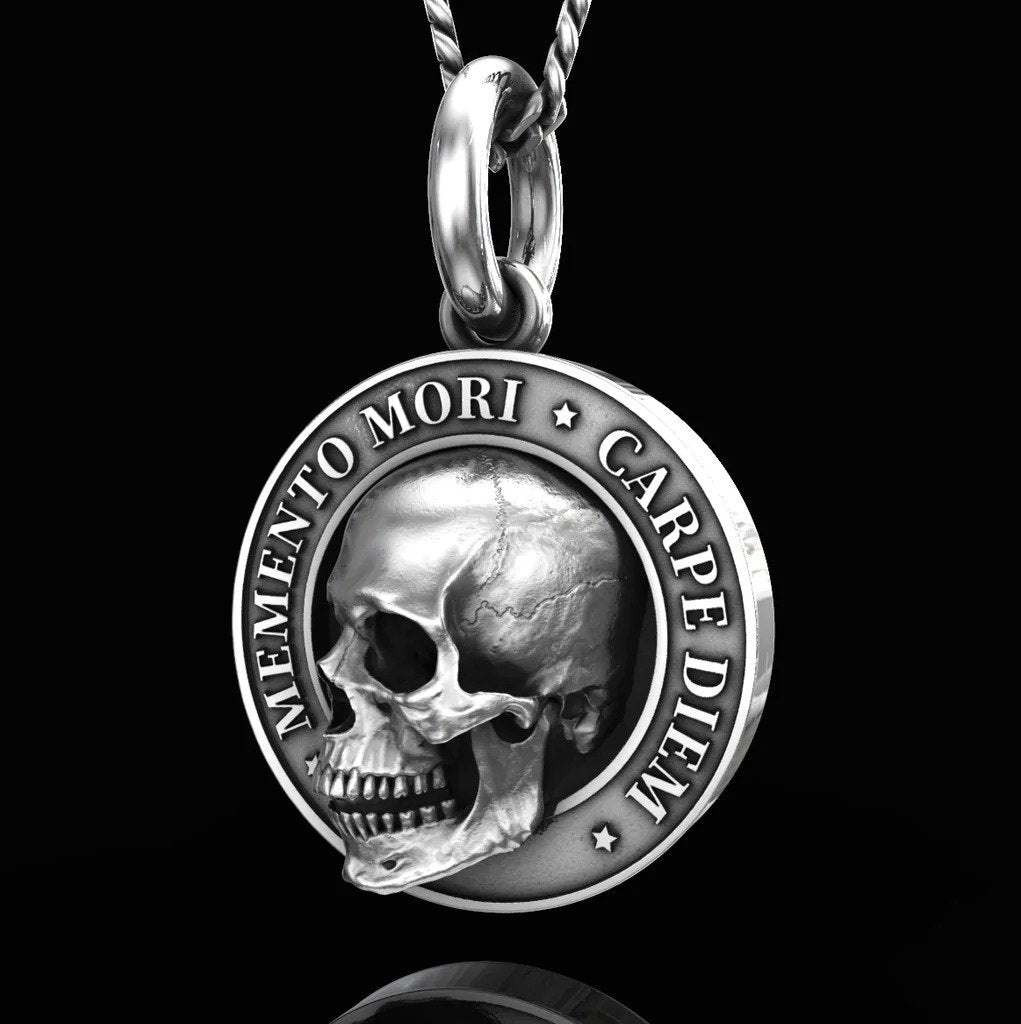 🔥 Obesek lobanja "Memento Mori"