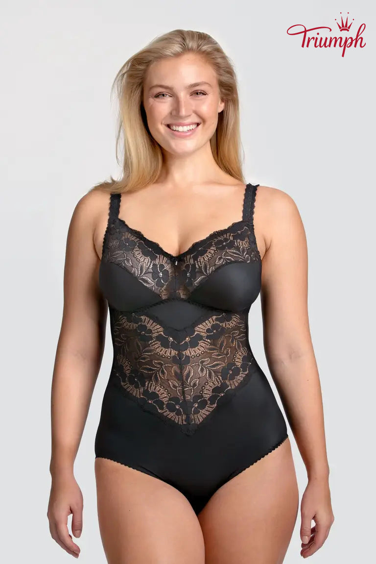 Triumph - (3 dela) Čudovito oblikovno čipkasto perilo