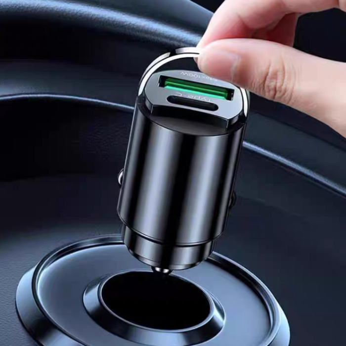 Скрито зарядно за кола с два USB порта