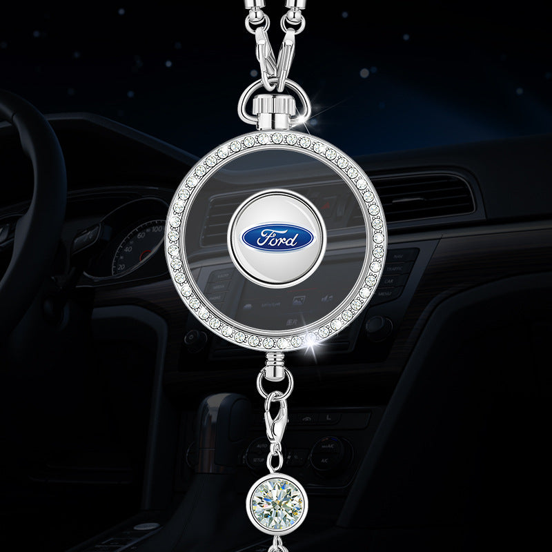 Висулка с лого за ароматерапия за кола, изработена от метал и диаманти