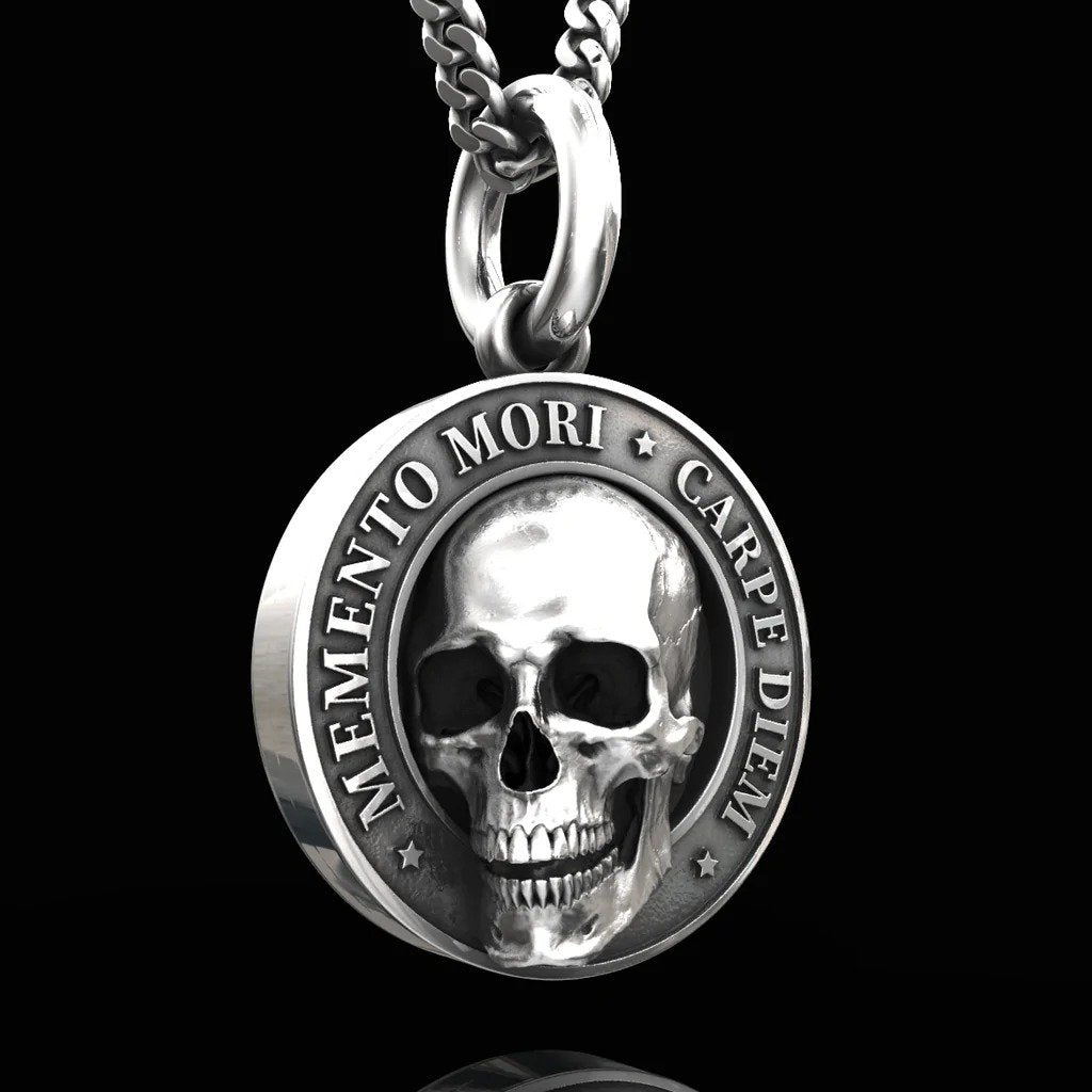 🔥 Obesek lobanja "Memento Mori"