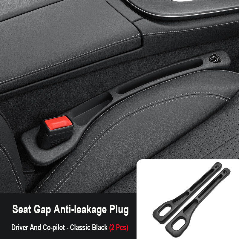 Тапа, която запечатва празнината между седалките на колата