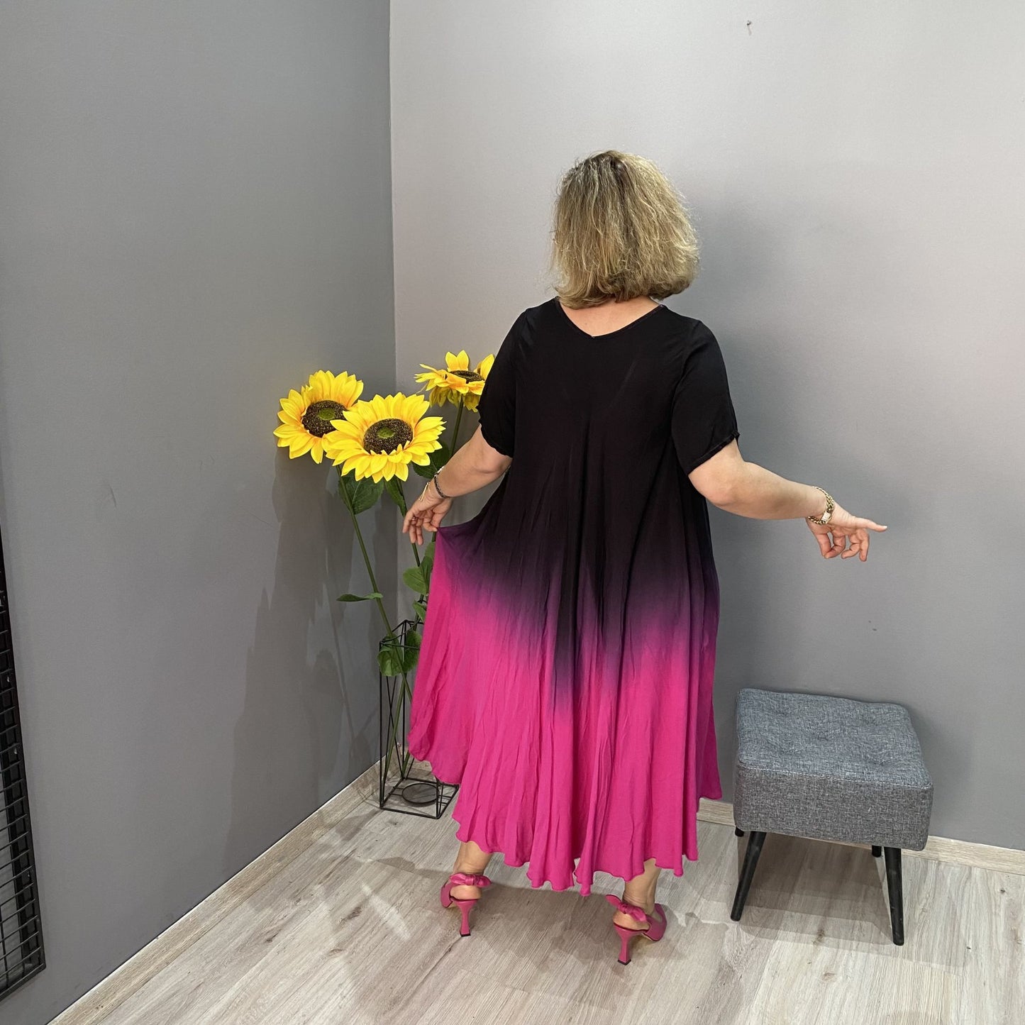 👗 Italijanska vsakdanja maksi obleka v prelivajočih se barvah