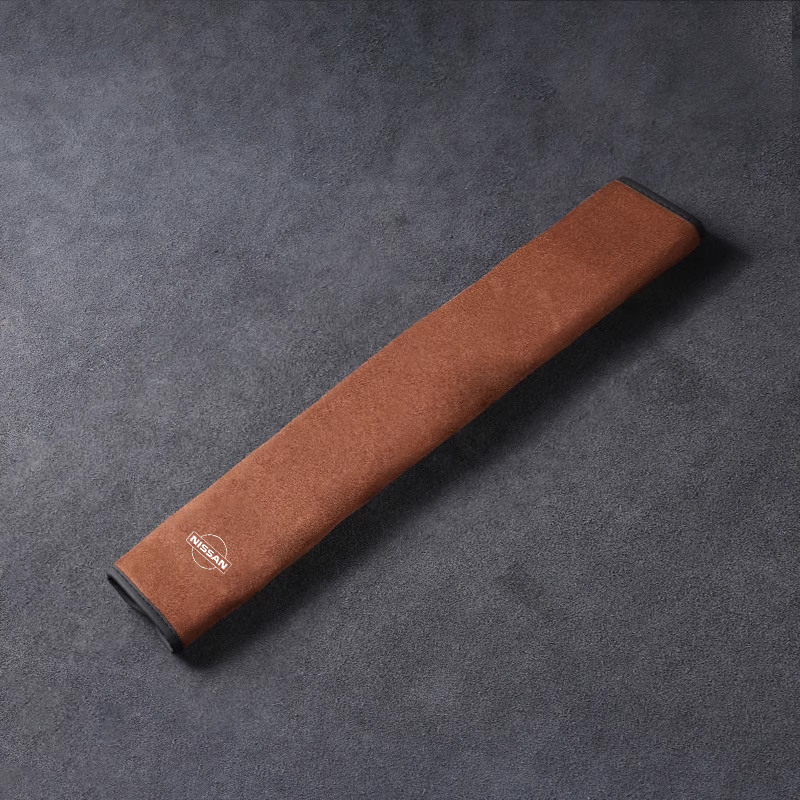 Калъф за предпазен колан от копринена кожа - защита за врата и опция за лого