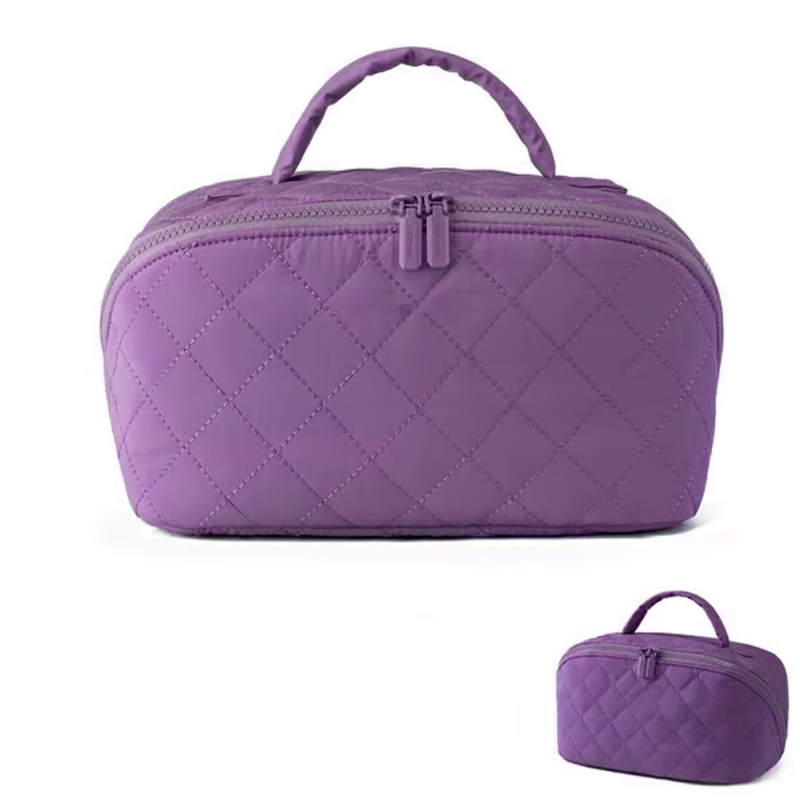 💗Голяма, просторна козметична чантичка с дръжка