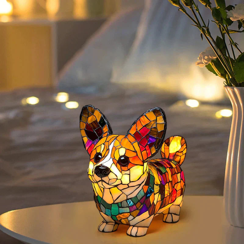 LED lučka v obliki živalske figure v kontrastnih barvah