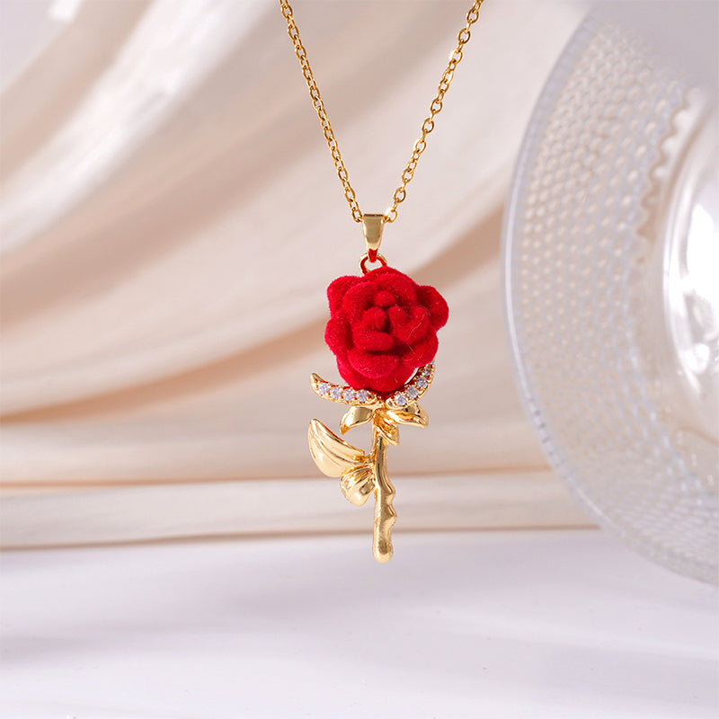 🌹 Elegancki naszyjnik z zawieszką w kształcie czerwonej róży